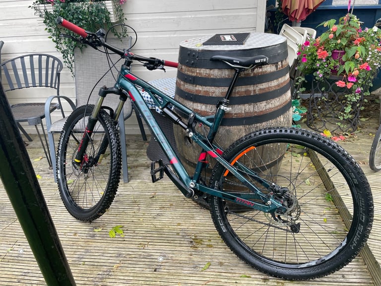 Carrera titan mens full suspension mountain bike hotsell