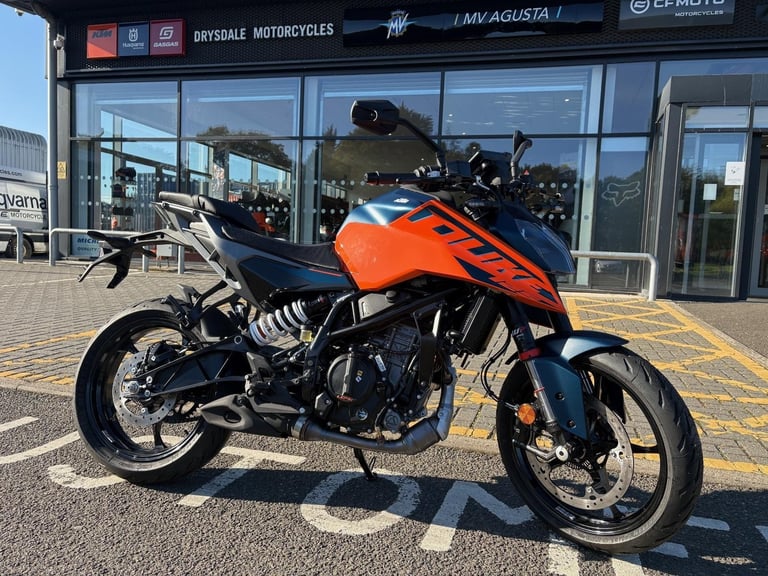 KTM 125 Duke 0% Finance Offers @Drysdale Motorcycles