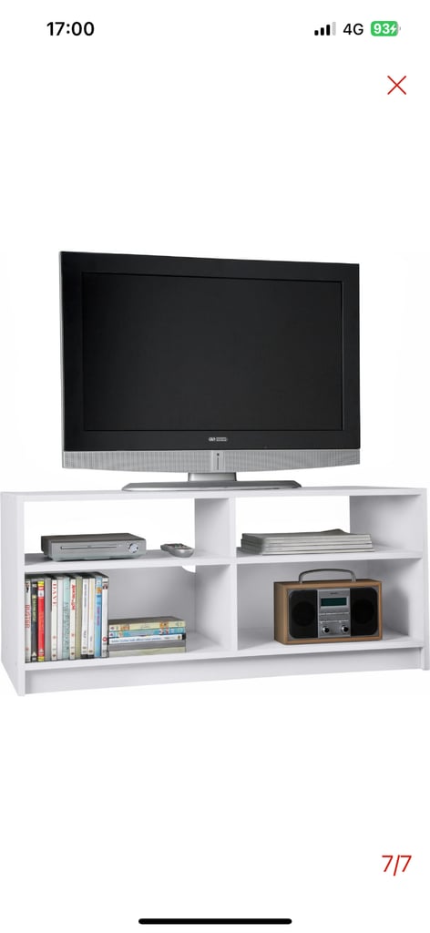 image for As new white tv unit, excellent condition.. smoke and pet free home