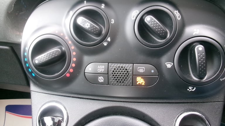 2018 Fiat 500 1.2 Lounge 3dr HATCHBACK Petrol Manual