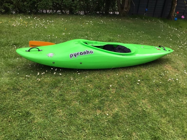 Pyranha Rebel kayak Kids child