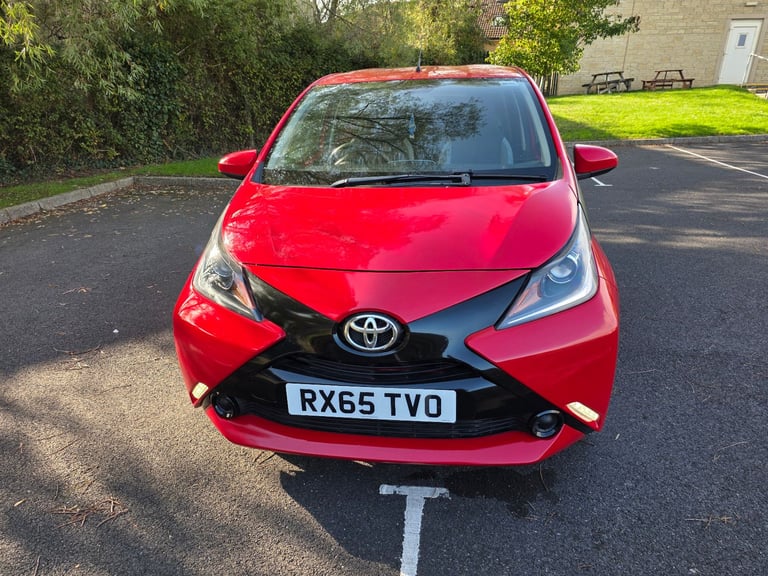 Toyota, AYGO, Hatchback, 2015, Manual, 998 (cc), 5 doors, euro 6, Peugeot 108, Citroen C1