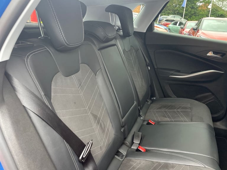 2022 Vauxhall Grandland Grandland 1.5T D Ultimate Auto Hatchback Diesel Automatic