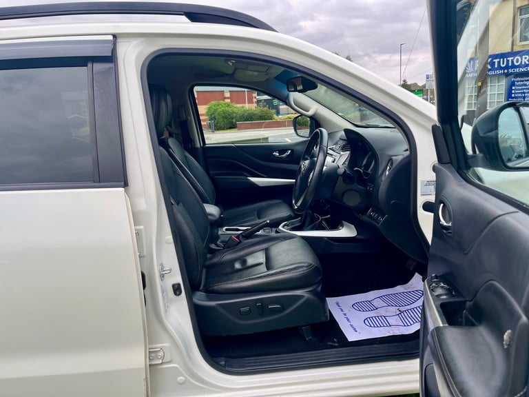 2018 Nissan Navara Double Cab Pick Up Trek-1 2.3dCi 190 4WD PICK UP Diesel Manual