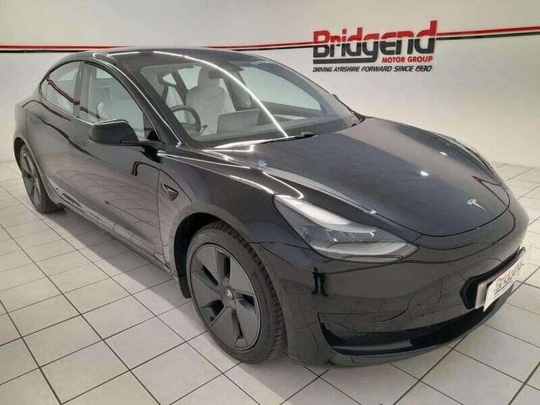 image for 2021 Tesla Model 3 Standard Range Plus Saloon 4dr SALOON Electric Automatic