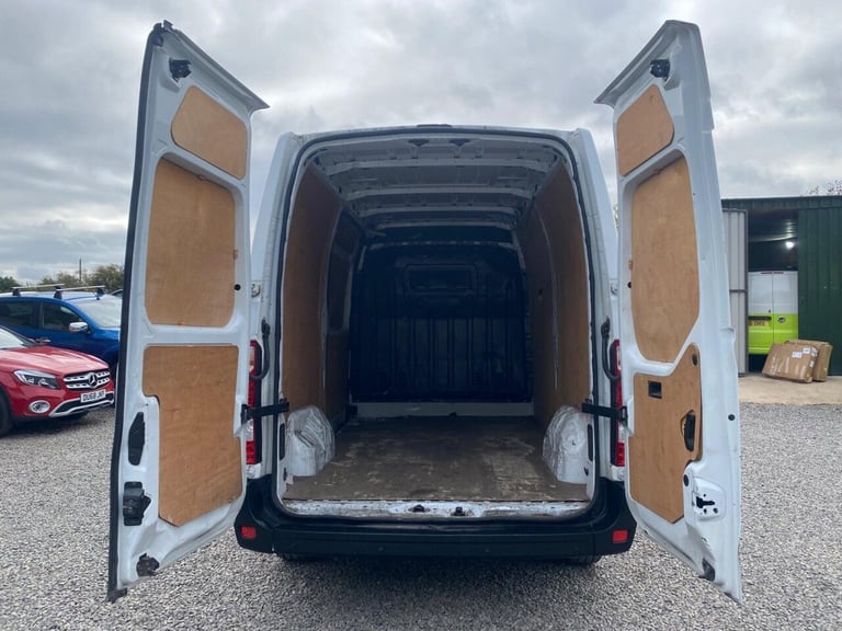2018 Vauxhall Movano 2.3 CDTI H2 Van 130ps PANEL VAN DIESEL Manual