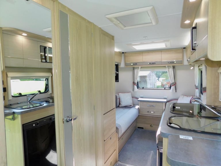 Elddis Majestic 120 Peugeot 2.2 Hdi Euro 6. LUXURY 2 Berth RL Motorhome for Sale