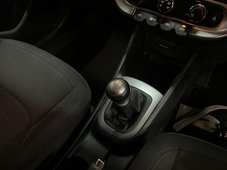 2012 Kia Rio 1.25 2 5dr HATCHBACK PETROL Manual