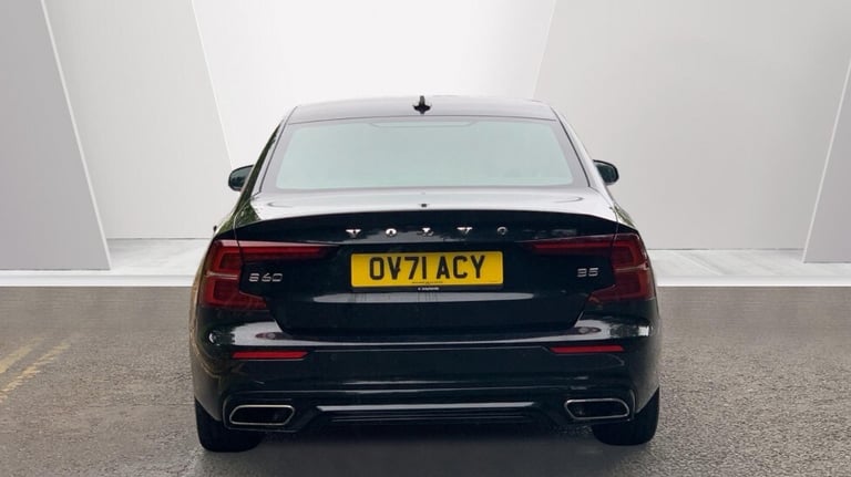 2021 Volvo S60 R-Design, B5 mild hybrid Saloon Petrol Automatic
