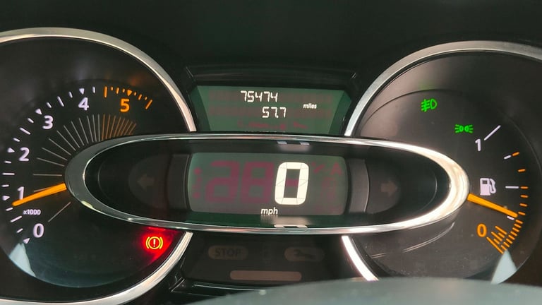 Renault Clio media nav, 1.5 diesel, low mileage 75472