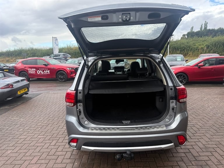 2018 Mitsubishi Outlander 2.0h 12kWh 4h SUV 5dr Petrol Plug-in Hybrid CVT 4WD Euro 6 (s/s) (200 p...
