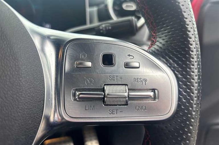 2019 Mercedes-Benz A-Class 1.3 A200 AMG Line (Executive) Hatchback 5dr Petrol 7G-DCT Euro 6 (s/s)...