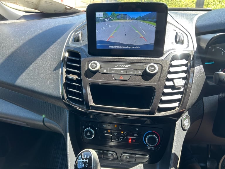 Ford Transit Connect ( LIMITED ) 240 L2 LWB panel van IN GLEAMING BLACK  euro 6 