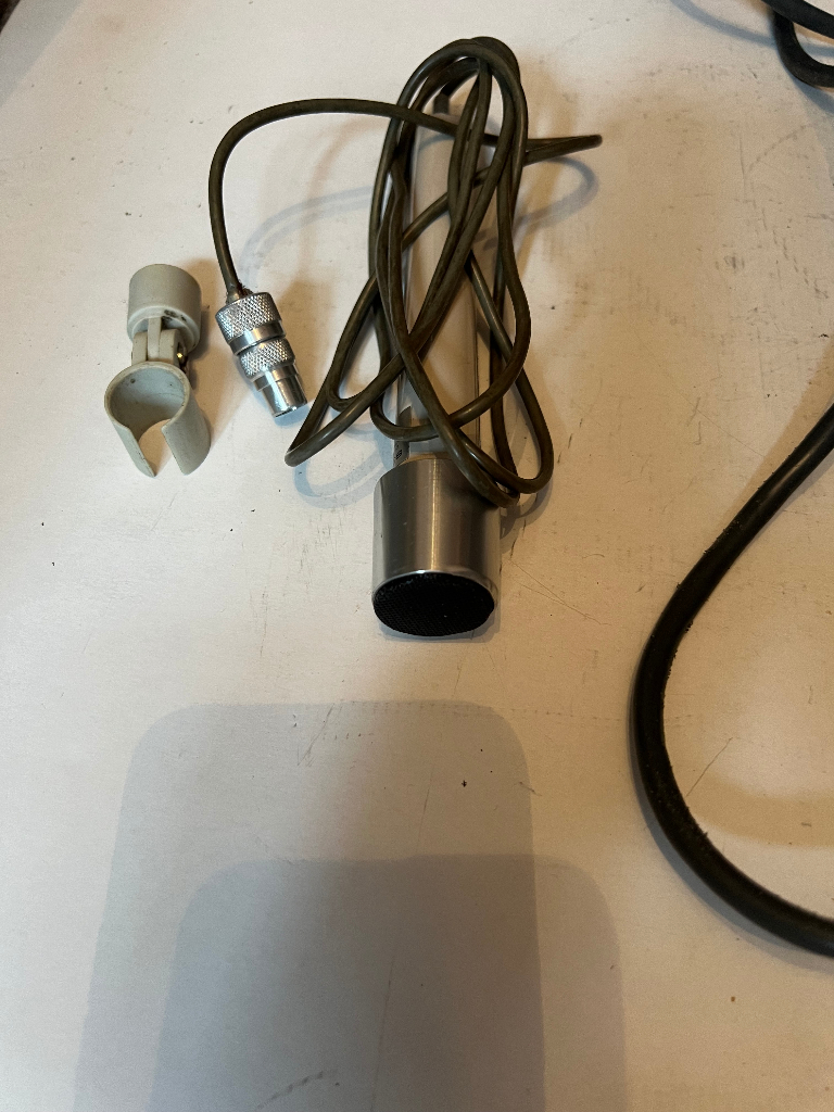 Powers On Vintage Sony AVC-3200CE Video Camera Original Case View Finder & more