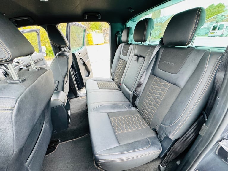 FORD RANGER MS-RT LIMITED EDITION NR 358 AUTO 213PS FSH WILDTRAK