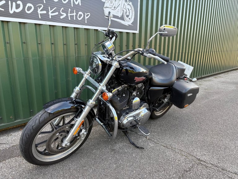 Harley Davidson XL1200T Superlow Sports 2019 Black 2 Owners V H Pipes Luggage 