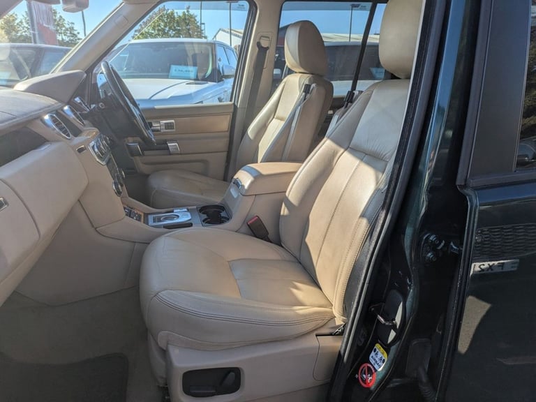 2012 62 LAND ROVER DISCOVERY 4 3.0 SD V6 HSE SUV 5DR DIESEL AUTO 4WD EURO 5 (255