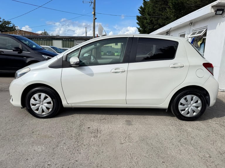 2025 Toyota Vitz YARIS 1.0 VVT-i ACTIVE Hatchback PETROL Automatic