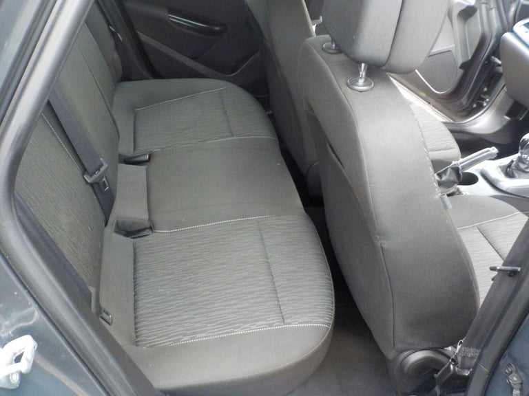 2015 Vauxhall Astra 1.6 CDTi ecoFLEX 94g Design Euro 6 (s/s) 5dr HATCHBACK Diesel Manual