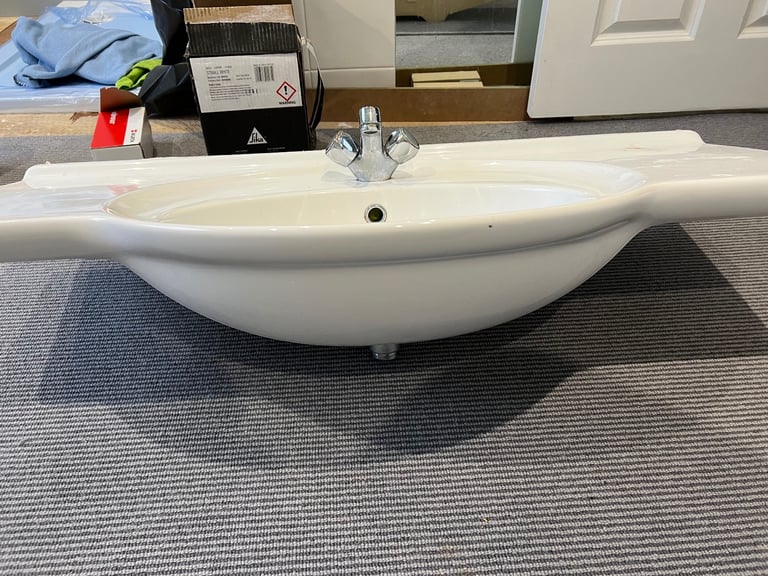 Large ceramic sink