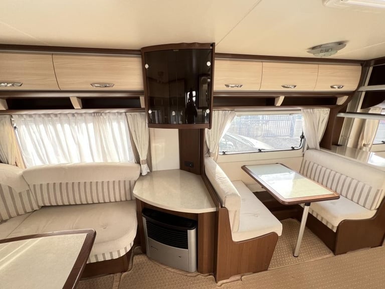 2012 HOBBY Prestige 645 