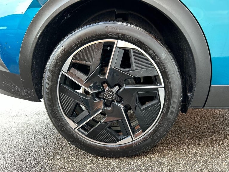 2024 Peugeot 408 1.2 PureTech GT Fastback 5dr Petrol EAT Euro 6 (s/s) (130 ps) Hatchback PETROL A...