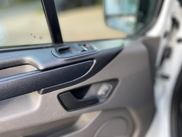 2022 Ford Transit Custom 300 EcoBlue Leader Panel Van Diesel Manual