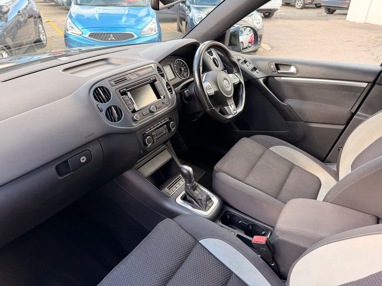 2015 Volkswagen Tiguan R LINE TDI BLUEMOTION TECH 4MOTION DSG Estate Diesel Automatic
