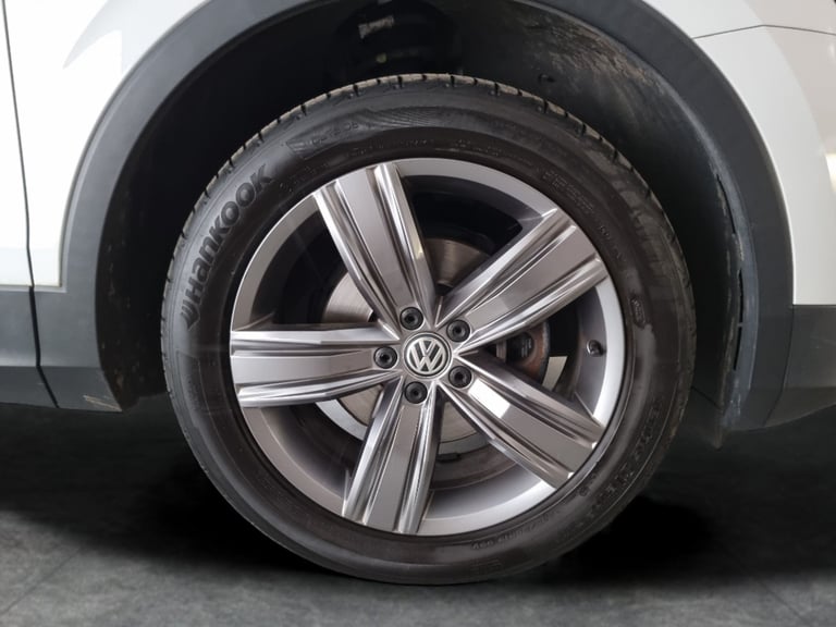 2018 Volkswagen Tiguan Allspace 2.0 TDI SEL SUV 5dr Diesel DSG 4Motion Euro 6 (s/s) (150 ps) - CA...