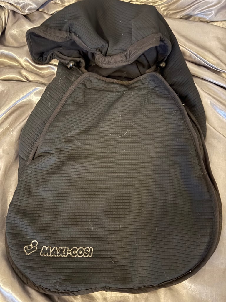 image for Maxi cosi car seat cosy toes footmuff 