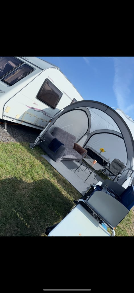 STUNNING 6 BERTH FAMILY CARAVAN - 2006 Compass Corona Rambler