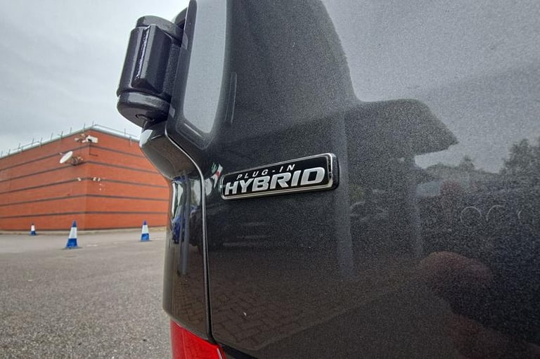 2025 Ford Transit Custom 2.5 PHEV 232ps H1 Double Cab Van Limited Auto PANEL VAN PETROL/ELECTRIC ...