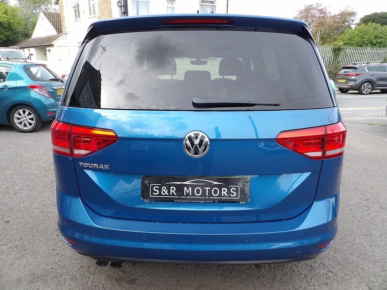 2018 Volkswagen Touran 2.0 TDI SE Family 5dr DSG MPV DIESEL Automatic