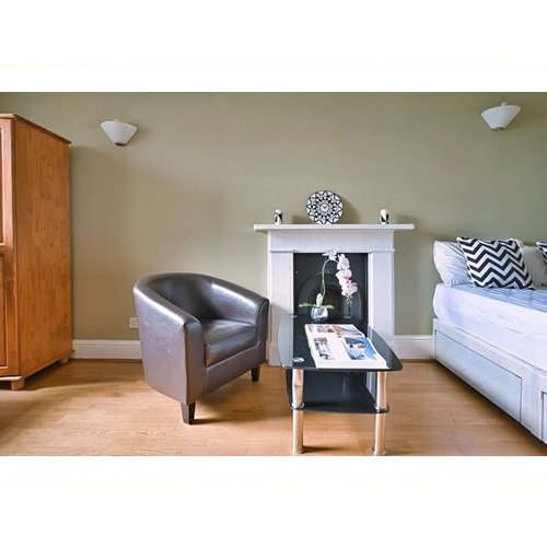 Double Semi-Studio in Clanricarde Gardens, Notting Hill/ Kensington, W2 4JW, All Utility Bills Inc.