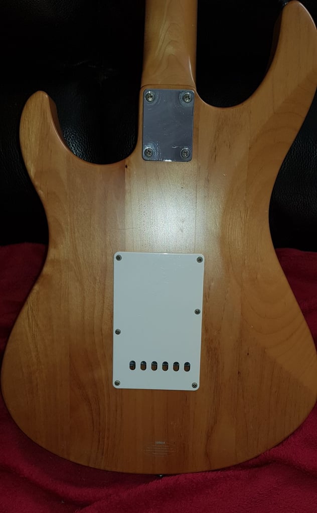 Yamaha Pacifica Guitar