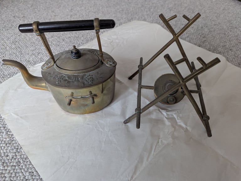 Brass teapot and small brass stand