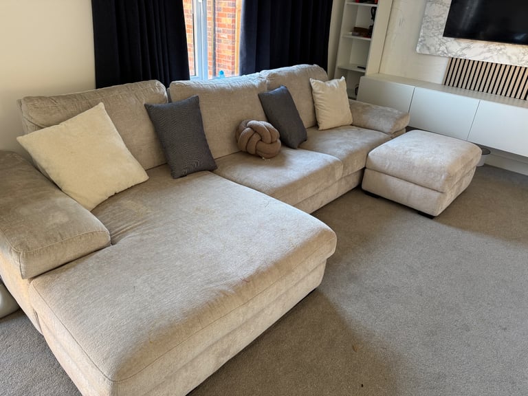 Right facing 3 seater with ottoman storage 