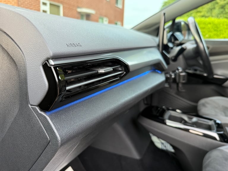 2021 71 REG VOLKSWAGEN ID4 - 77 kWh - LIFE PRO PERFORMANCE - ELECTRIC - 1 OWNER