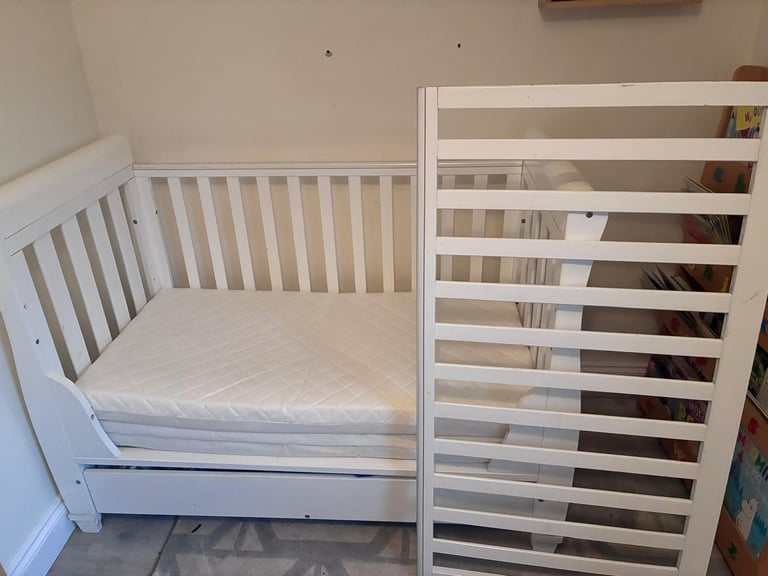 Babymore Cot