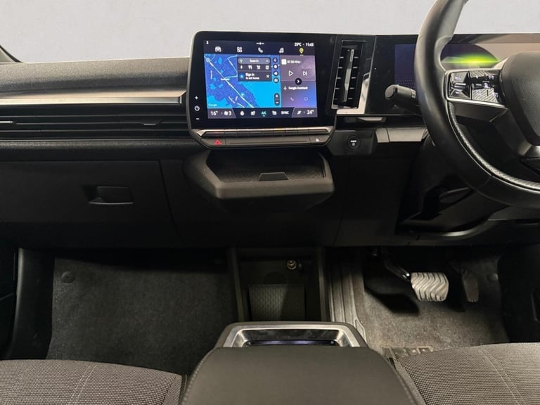 2024 Renault Megane E Tech 60kWh techno+ Auto 5dr (optimum charge) HATCHBACK Electric Automatic