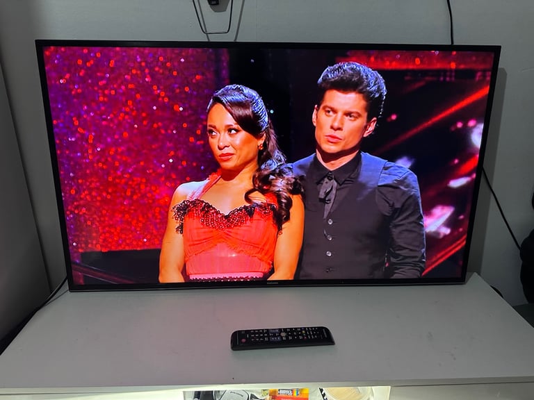 Free delivery 48”Samsung 4k Smart LED UHDTV 