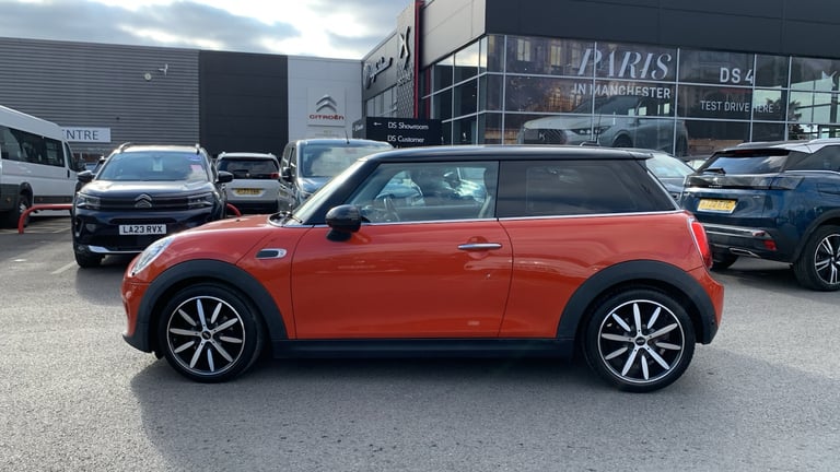 2018 MINI Hatch 1.5 Cooper Hatchback 3dr Petrol Steptronic Euro 6 (s/s) (136 ps) Hatchback Petrol...