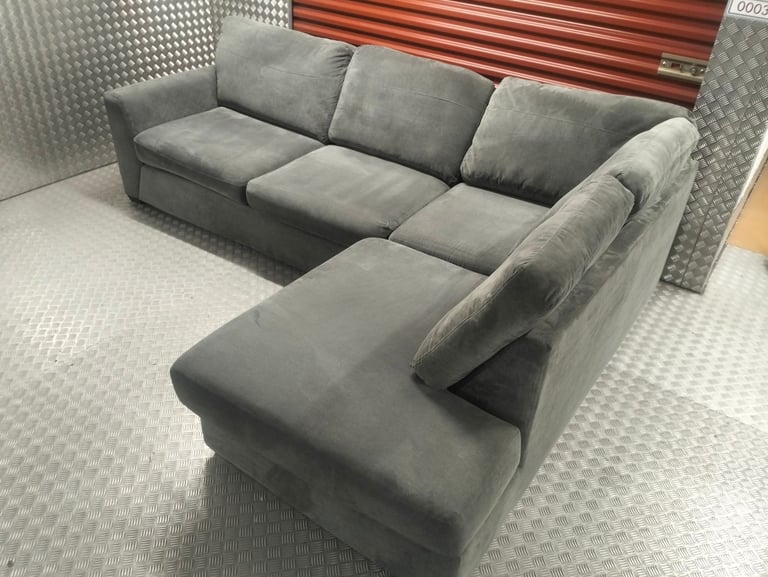 (Like new condition) JOHN LEWIS CORNER SOFA DELIVERY AVAILABLE TODAY 