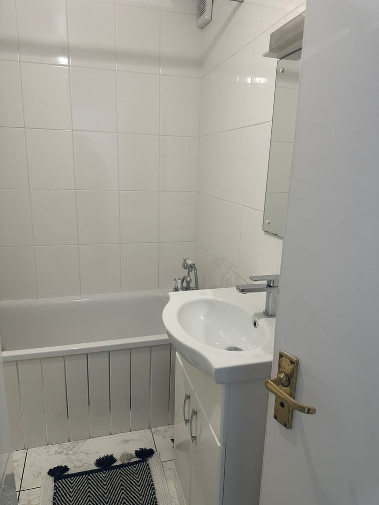2 Bed Split Level Flat in Central Reading (RG1)