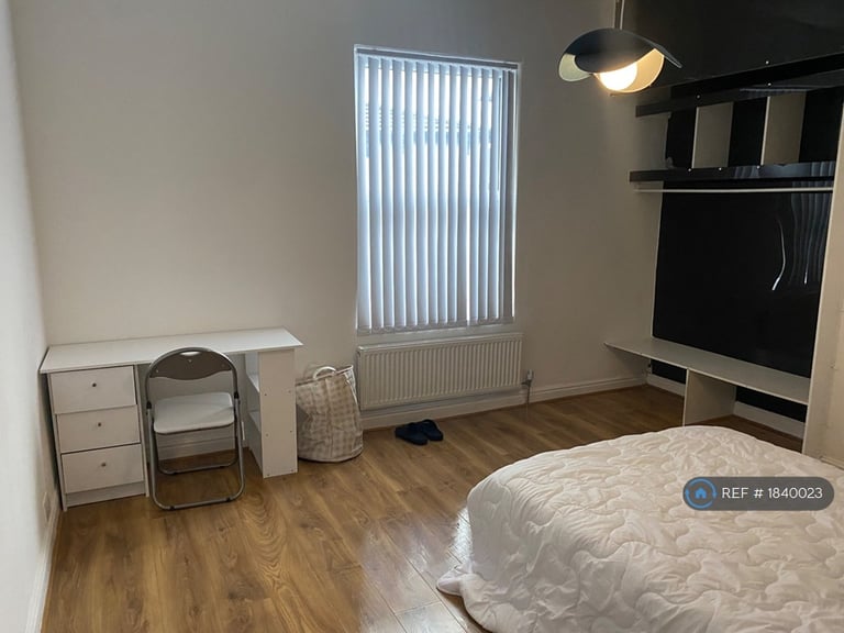 2 bedroom house in Hovis Street, Manchester, M11 (2 bed) (#1840023)