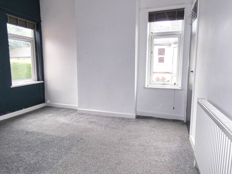 1 bedroom flat in First Floor, Shelton New Road, StokeonTrent in