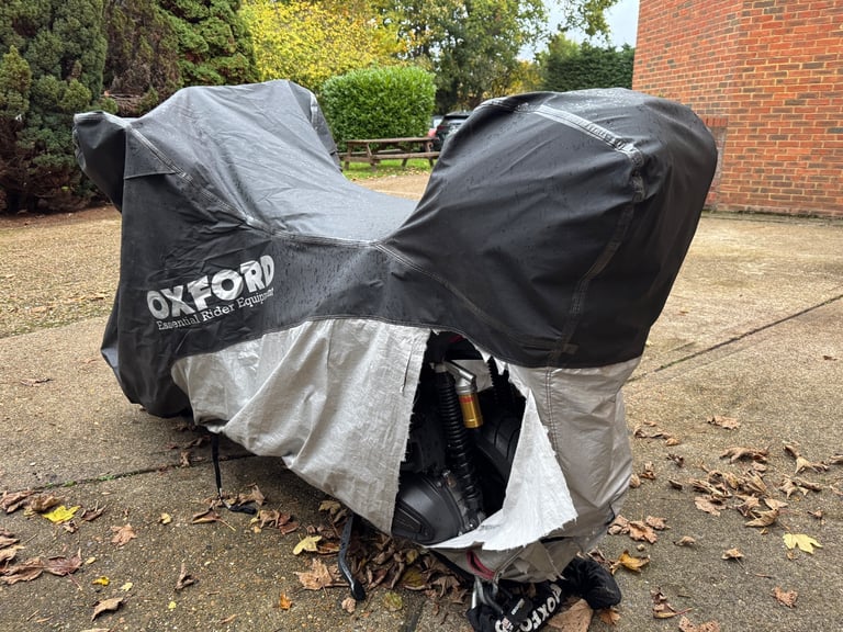 Oxford Rainex Large with topbox