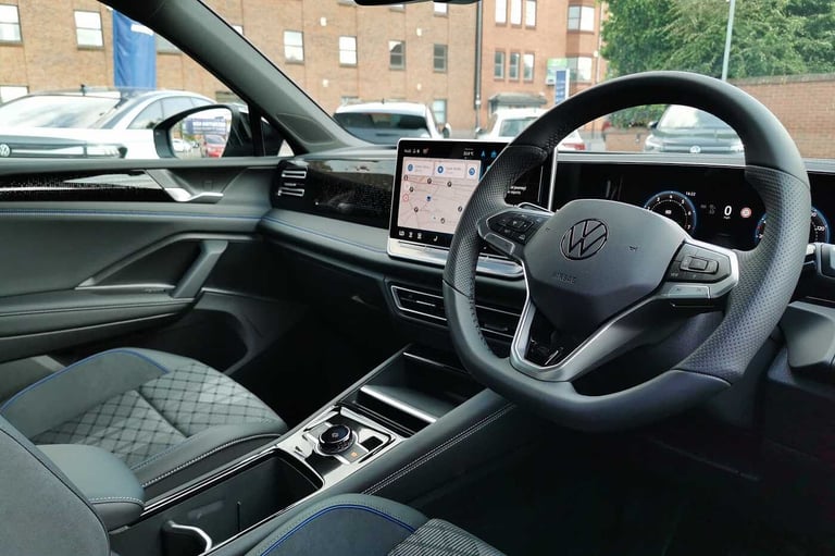 2025 Volkswagen Tiguan 2.0 TSI 265 4Motion R-Line 5dr DSG ESTATE PETROL Automatic