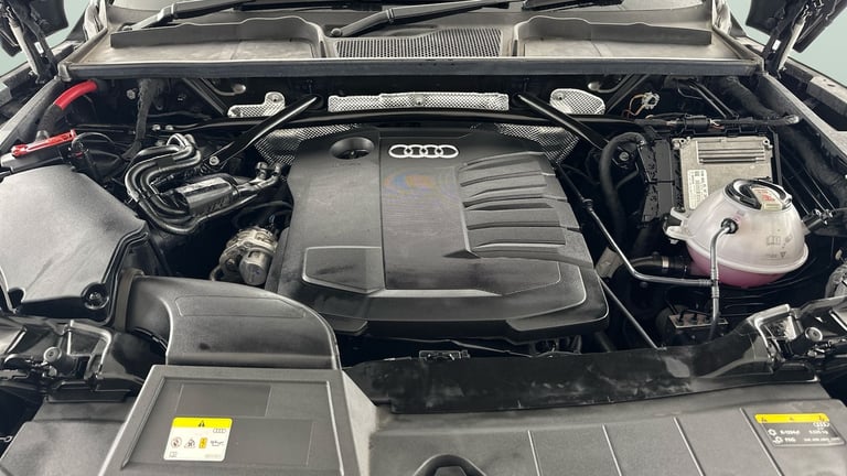 2021 Audi Q5 2.0 TDI 40 S line SUV 5dr Diesel S Tronic quattro Euro 6 (s/s) (204 ps) - L Suv Dies...