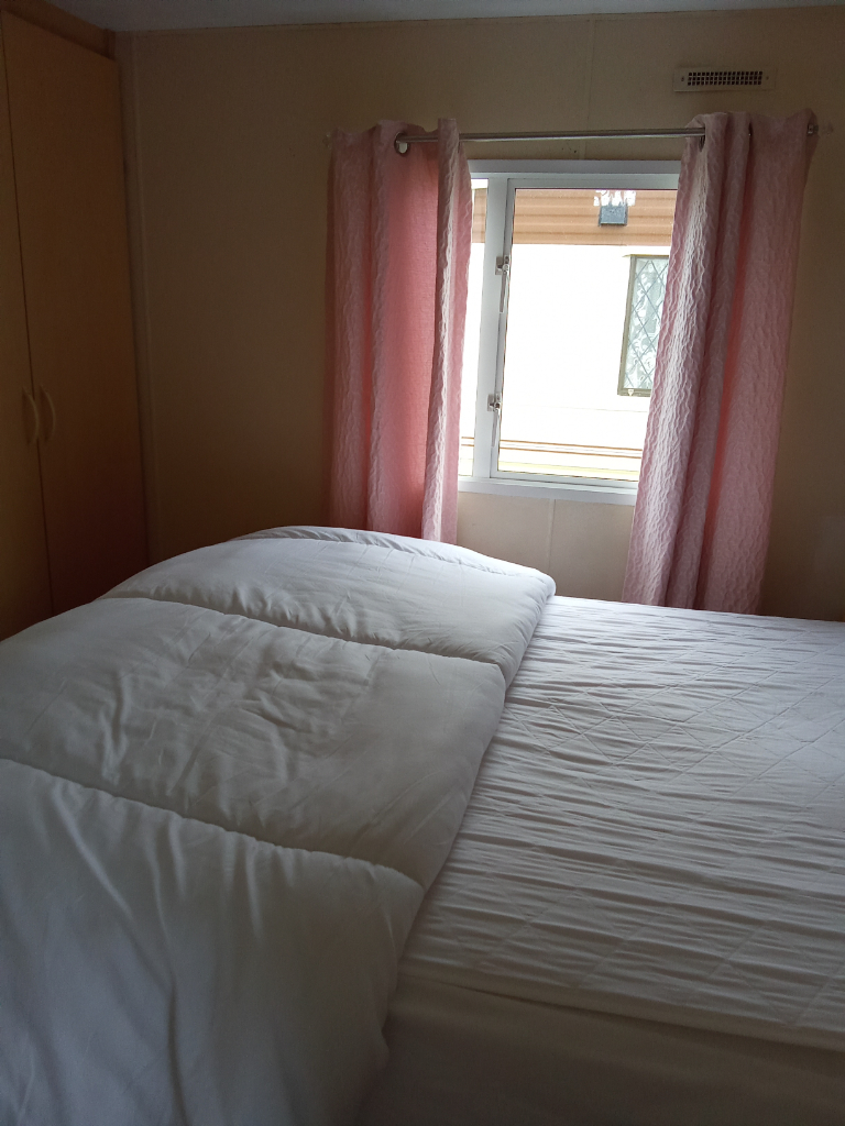 Beautiful 8 Berth 3 bedroom static caravan to rent on Happy Days Towyn North Wales